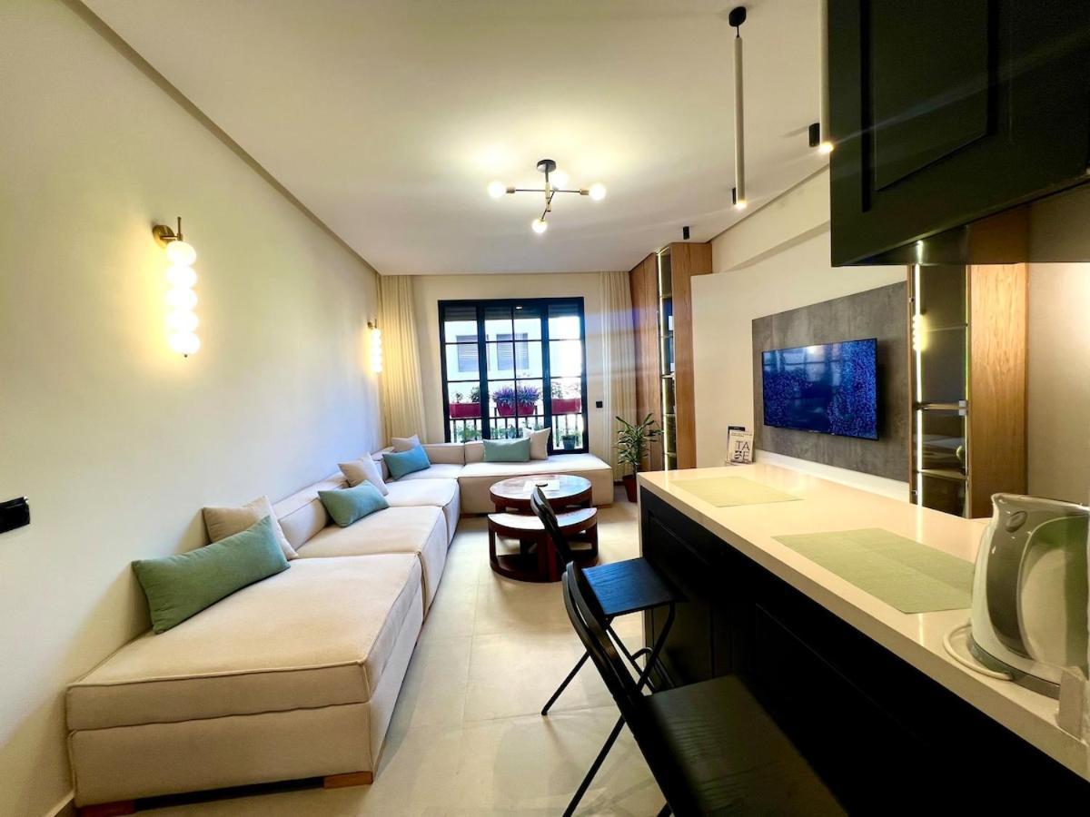 Cozy * Casablanca